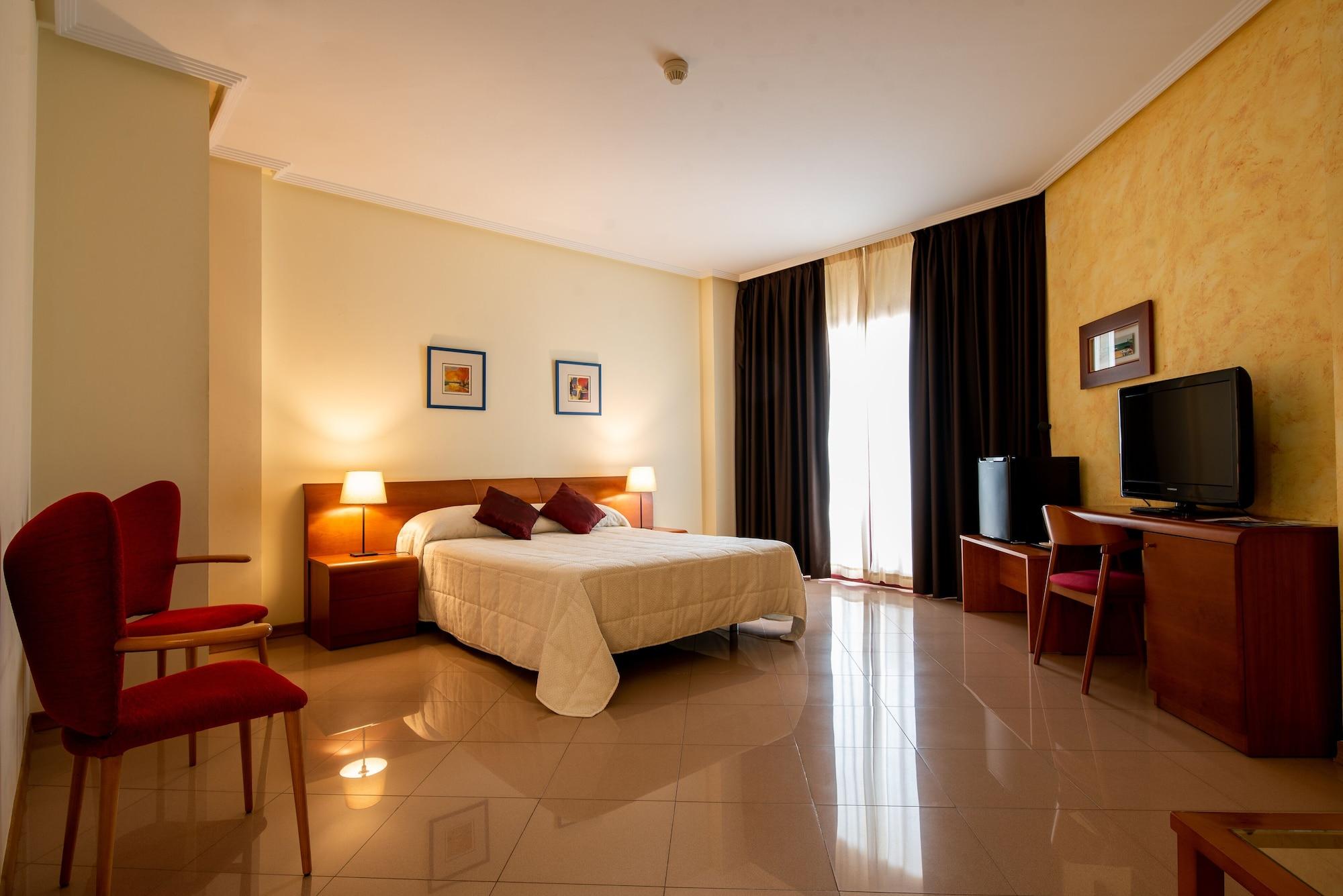 El Puerto de Mazarrón Playa Sol - 30º Hotels מראה חיצוני תמונה